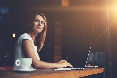 E-mail z prośbą – I'm writing in reference to