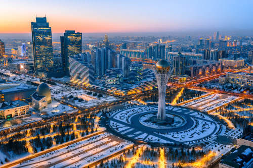 Kazachstan; większości drogowych przejść granicznych, pieczątką celnika należy zachować, oznakowanie dróg należy stosować