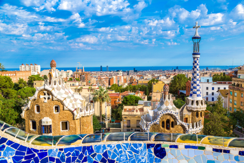 Park Guell w Hiszpanii, treści reklam na stronie