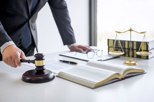 W 1950 roku Święto Pracy zyskało w Polsce status święta państwowego.