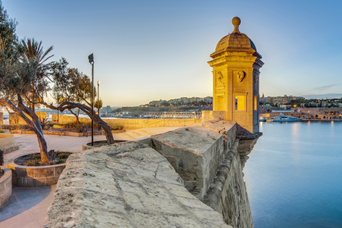 Malta; na wyspie malta stała, republice malty, języka angielskiego, światowego dziedzictwa unesco