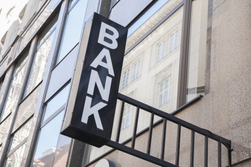 wykorzystaniem dźwigni finansowej